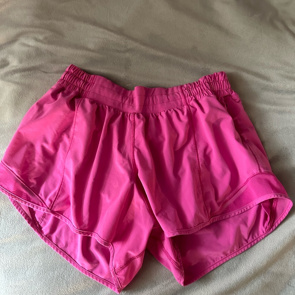 Lululemon Sonic Pink 2.5 hotty hot size 8